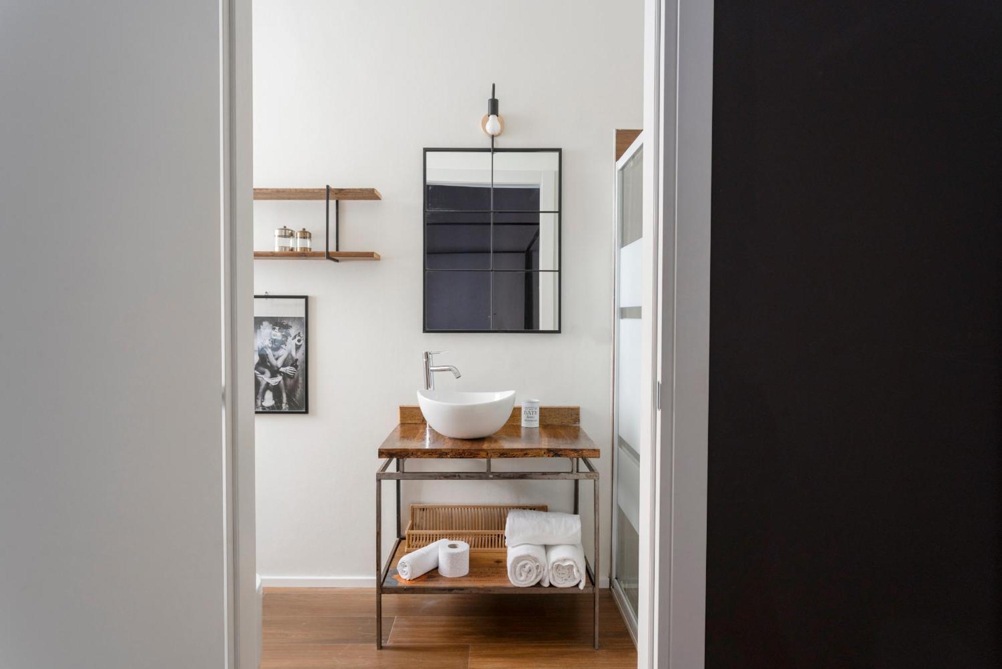 Happy Travelers Apartment By Holiday Solutions Como Exterior photo