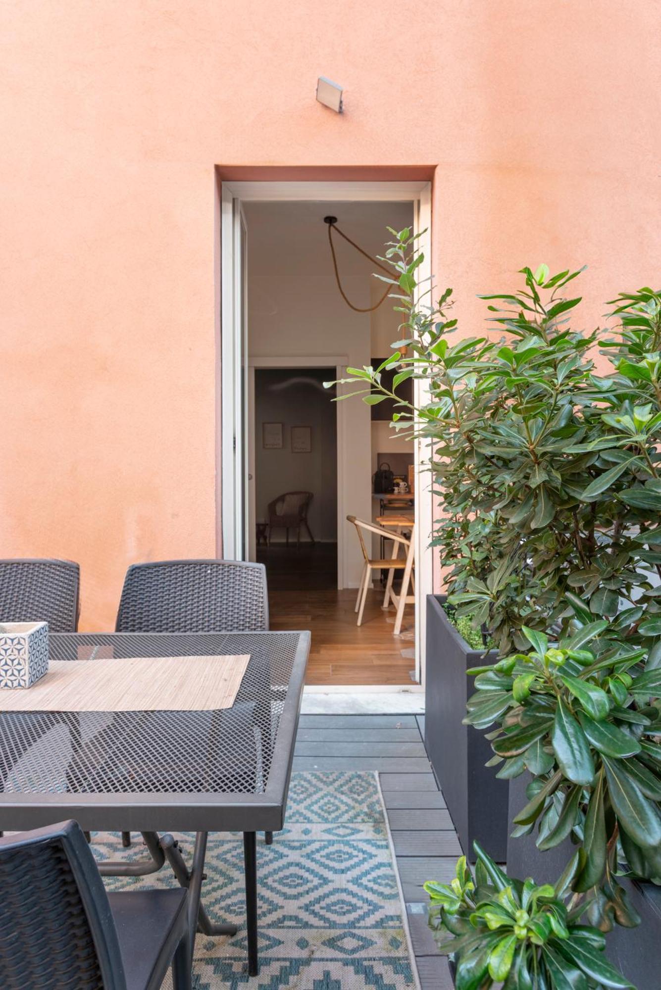 Happy Travelers Apartment By Holiday Solutions Como Exterior photo